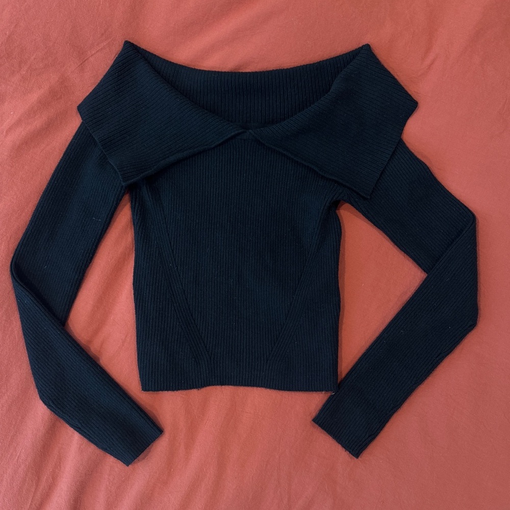 Abercrombie & Fitch Black Off-Shoulder Knit Top Size xxs